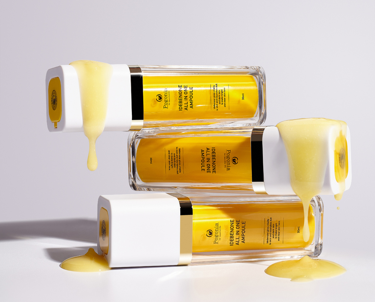 На фото: Функциональная омолаживающая сыворотка для лица
POGONIA Idebenone All-in-one