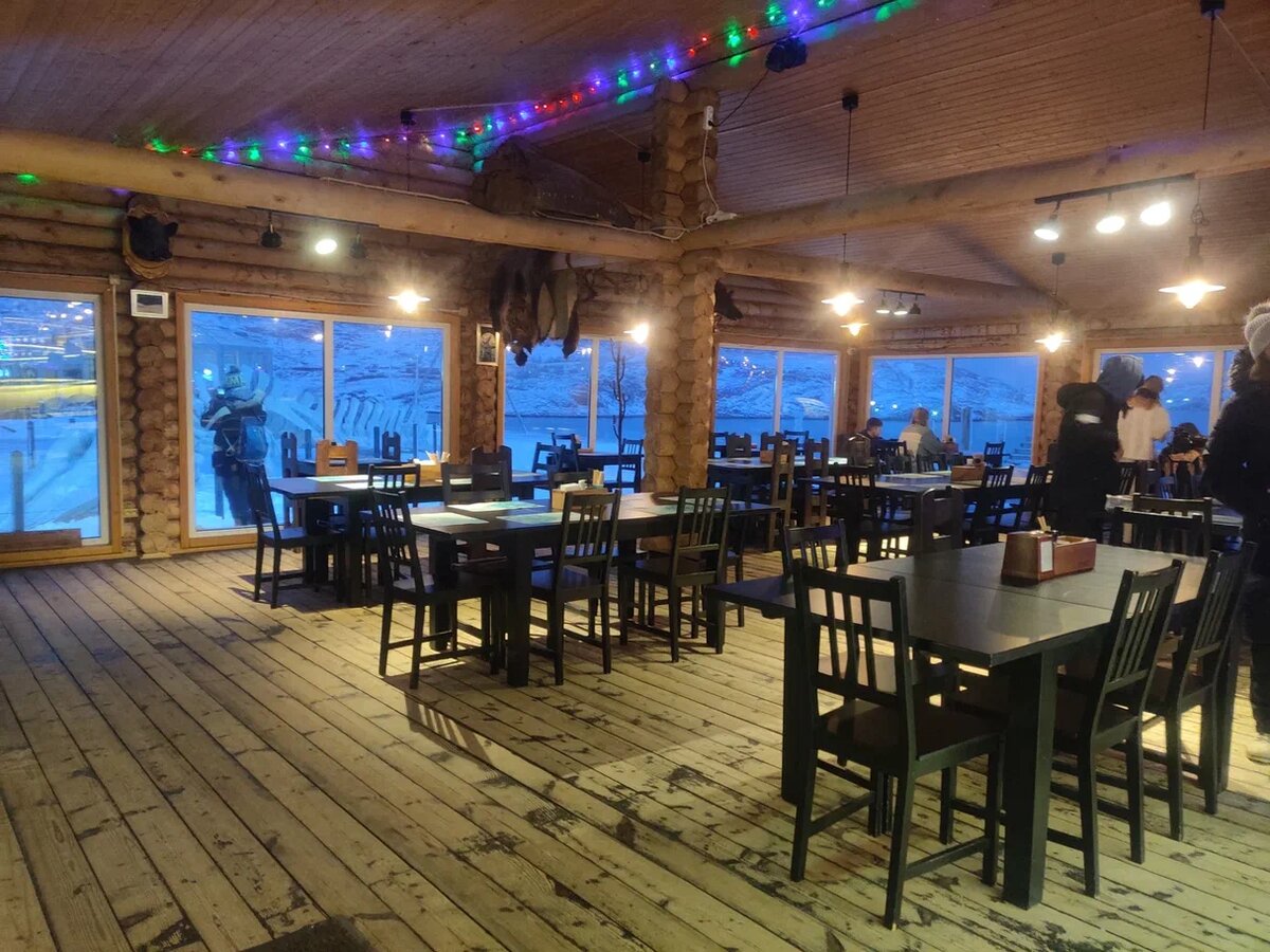 Ресторан "Териберский берег" в Териберке. Фото Светы Давыдовой