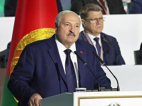 Лукашенко заявил, что он не вечный президент, и обозначил роль ВНС