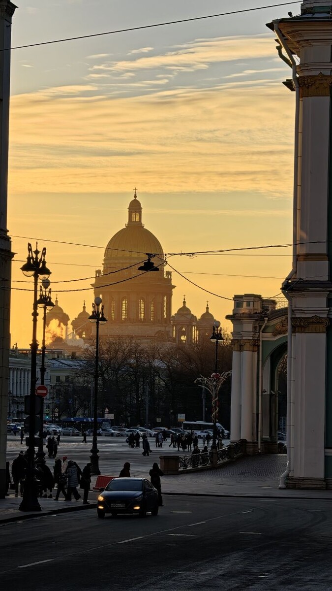 Исакий на закате прекрасен