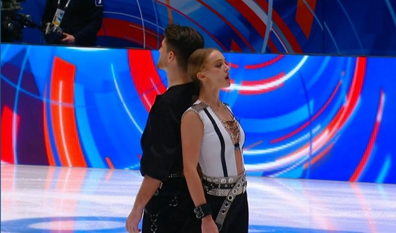    Александра Степнова / Иван Букин. Скриншот с транасляции