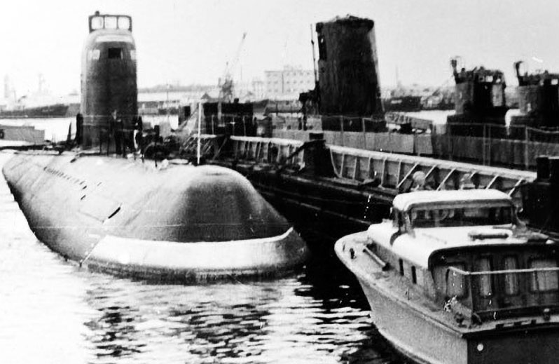 АПЛ К-27 у причала (Источник фото ocean.ru)