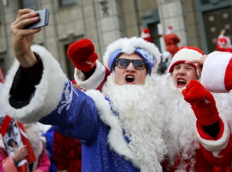    Новый год можно отметить в парке у елки, на катке или в баре Николай ХИЖНЯК