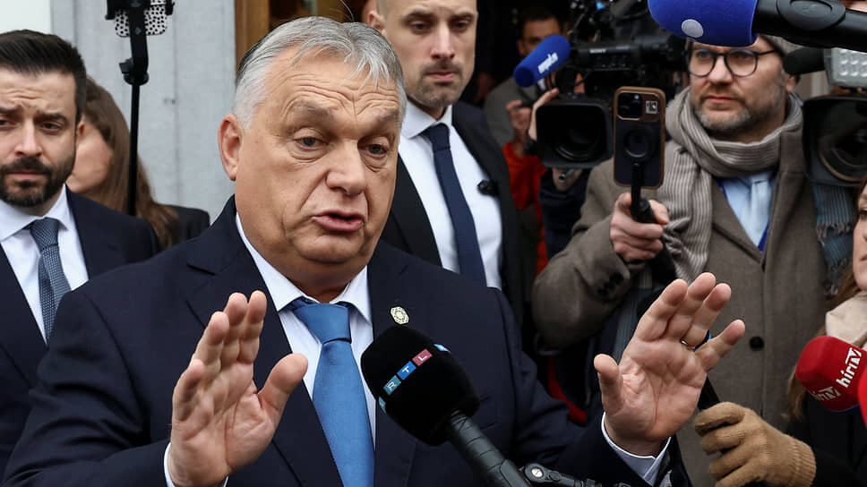 Премьер Венгрии Виктор Орбан заранее открестился от обоих обсуждаемых в ЕС вариантов изыскания средств на финансирование Украины — и от идеи внешних займов, и от репарационного кредита за счет российских активов.📷Фото: Yves Herman / Reuters
