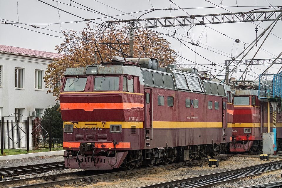 Электровоз ЧС2Т-1034.
