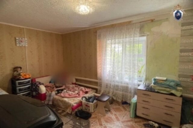    Комната в доме, где жила фигурантка дела с детьми. Фото: СУ СКР по Челябинской области