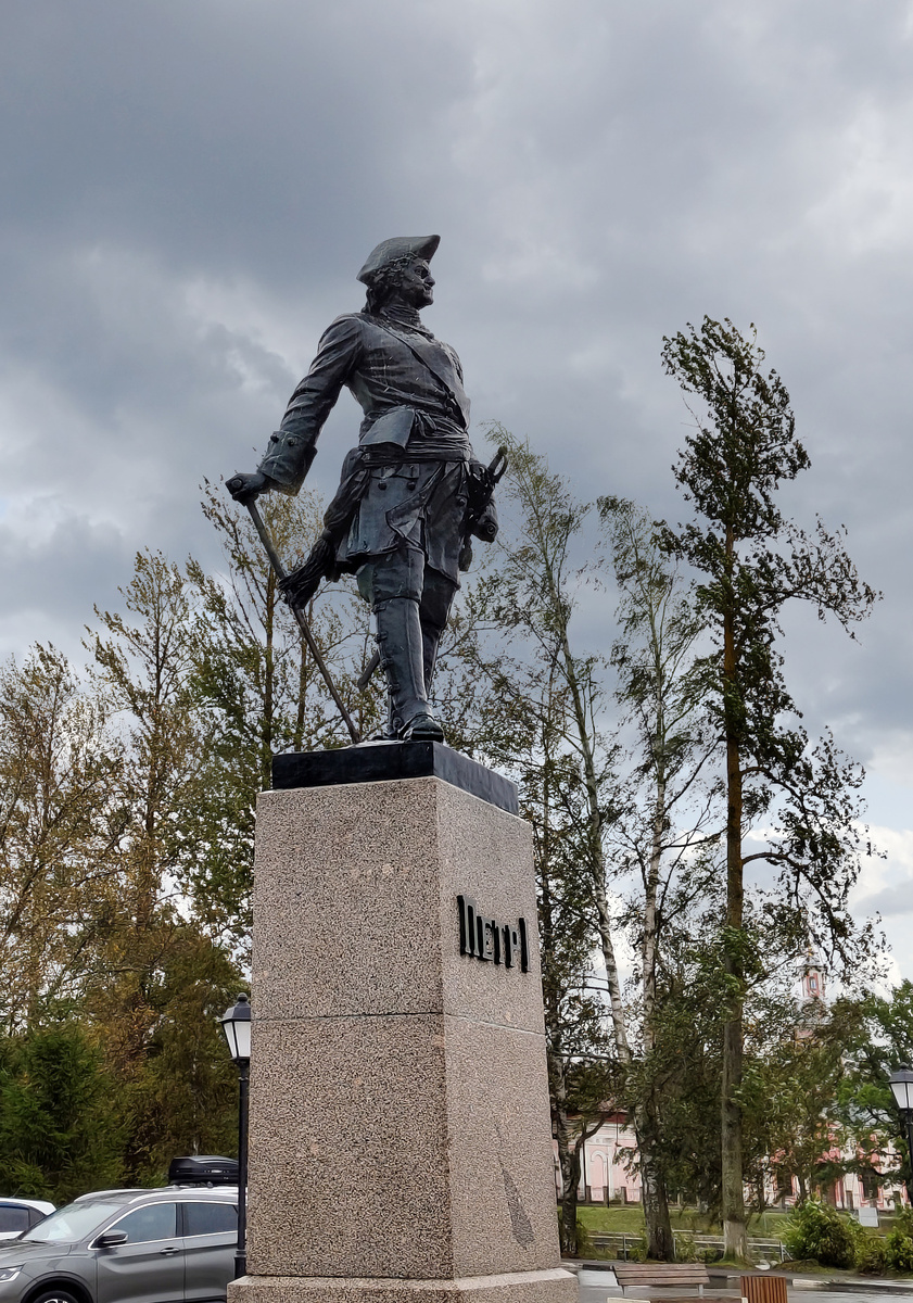 Памятник Петру I в Шлиссельбурге к 250-летию основания Санкт-Петербурга. 1957.