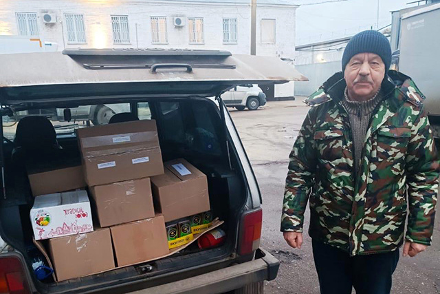 370 окопных свечей передали на фронт осужденные одной из тверских колоний