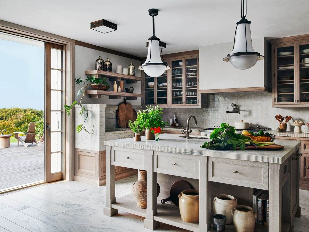 Кухня с центральным островом