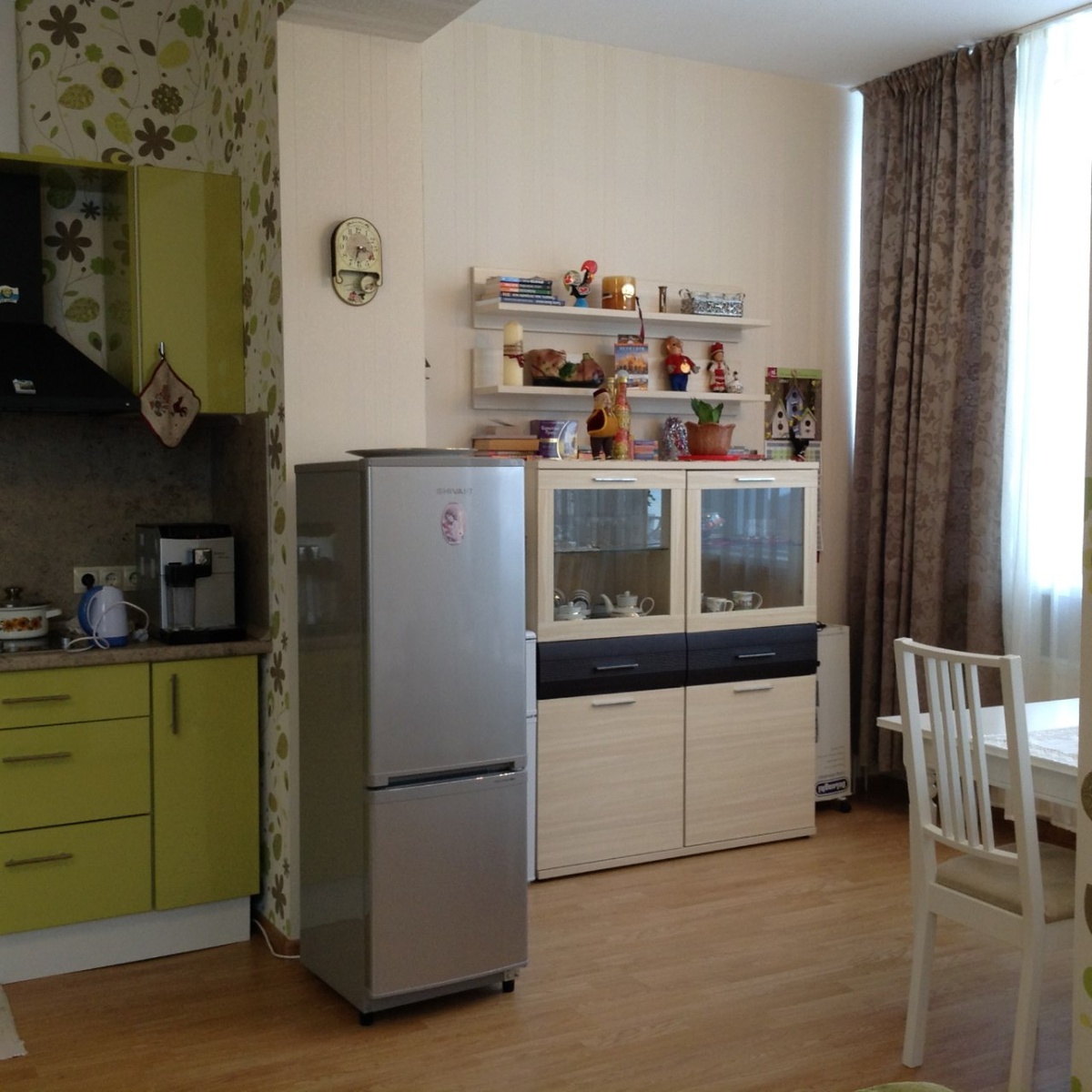 Проверьте, чтобы мебель в помещении не загораживала вентиляционную решетку. Фото: Мир Квартир