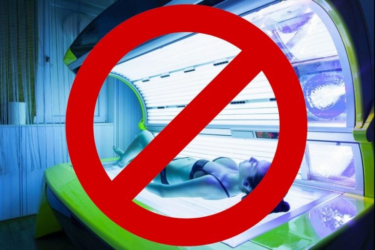 Солярий: как одна мода утроила риск смертельного рака кожи