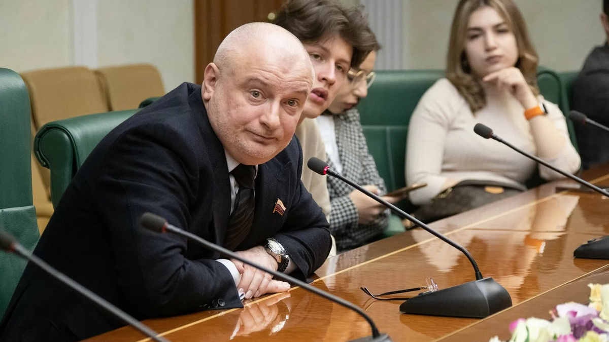 Скандал с Долиной: Совфед требует ответа от судей, кто допустил «экстравагантное» решение