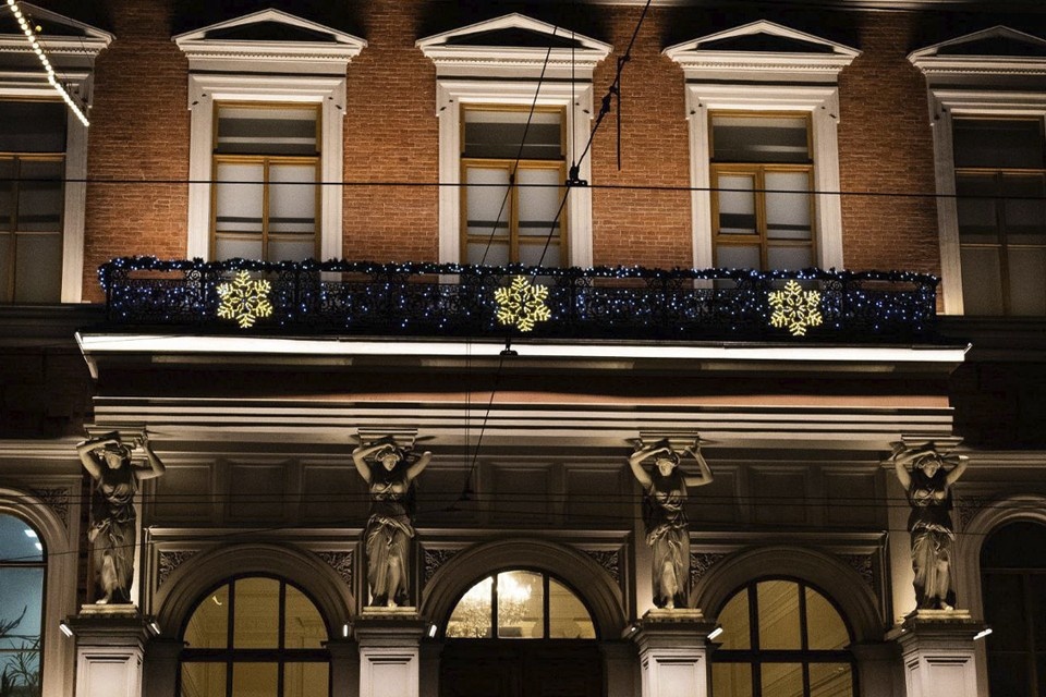    Дом украсили художественной подсветкой. Фото: t.me/centr78