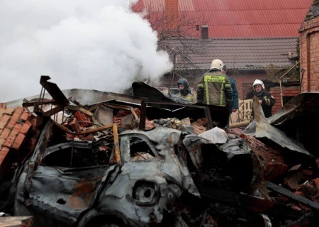    ВСУ атаковали Ростов, есть жертвы. Сырский готовит очередной «контрнаступ». Новые «Искандеры» бьют по Украине — Горячая сводка 18 декабря 2025 г.