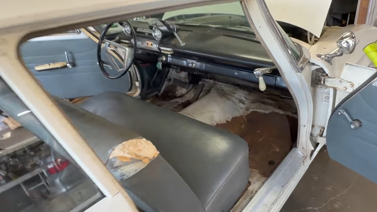 Plymouth Pursuit 1961 года