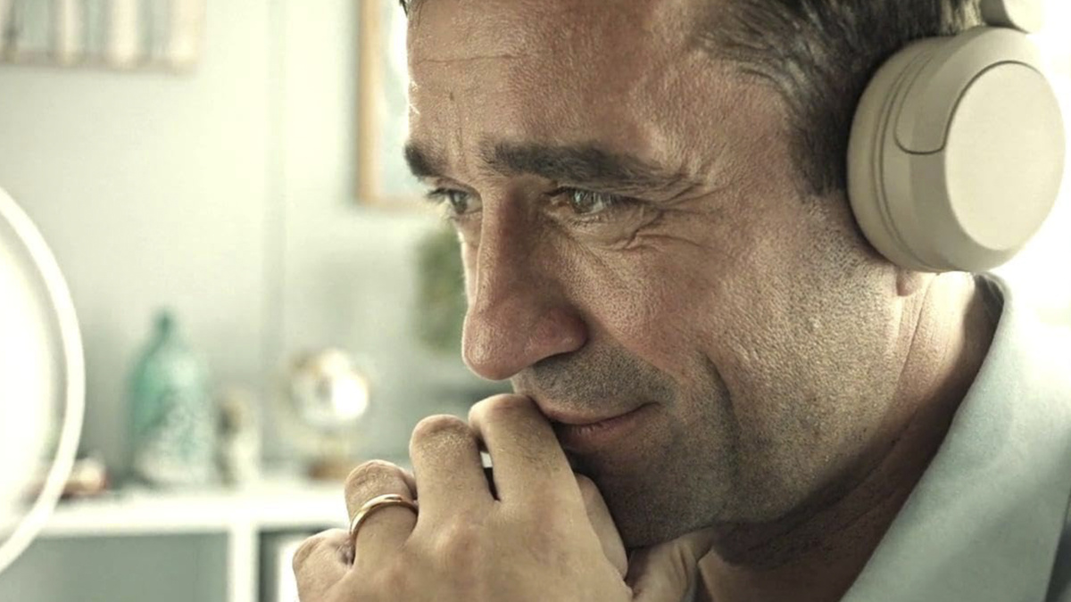 Кадр из фильма "Отец"