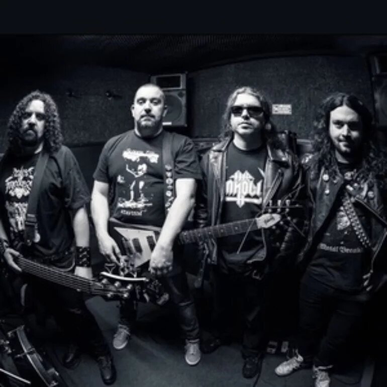 Официальное фото группы