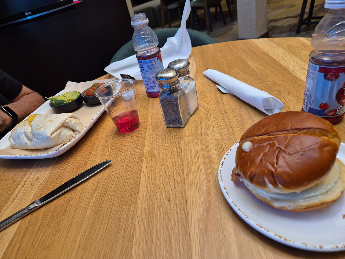 завтрак в отеле Мариотт,  Лас-Вегас 