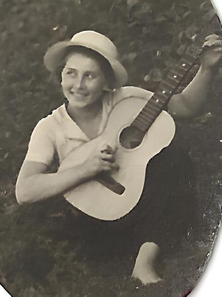 Александра Лебедева