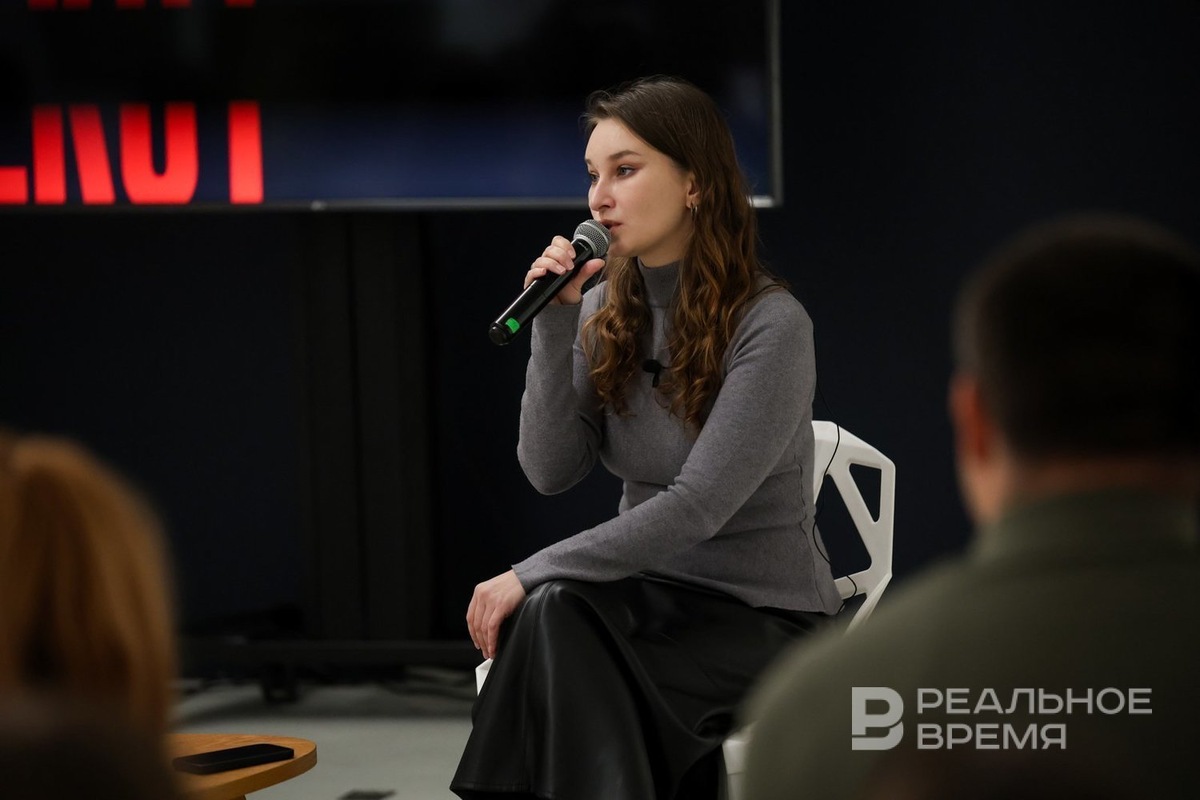    Вера Богданова на открытой встрече в Национальной библиотеке РТ в Казани. Артем Дергунов / realnoevremya.ru