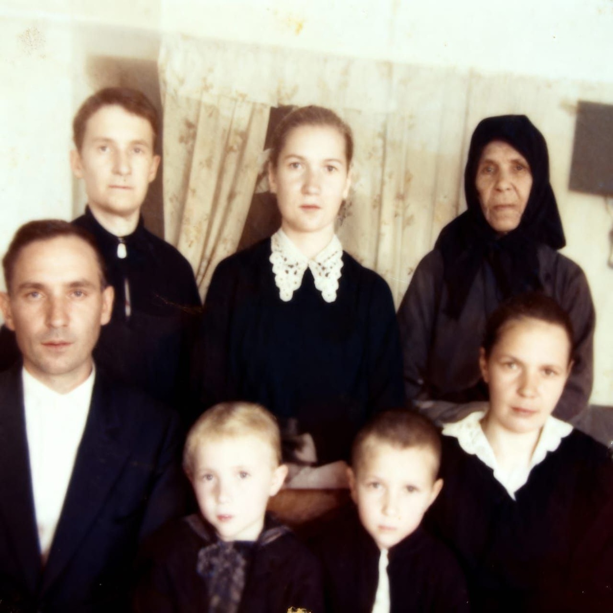 Обработала нейросеть предыдущее фото