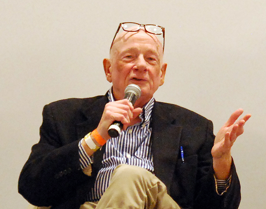 Raymond Moody at a workshop in Paris Автор: Ehabich