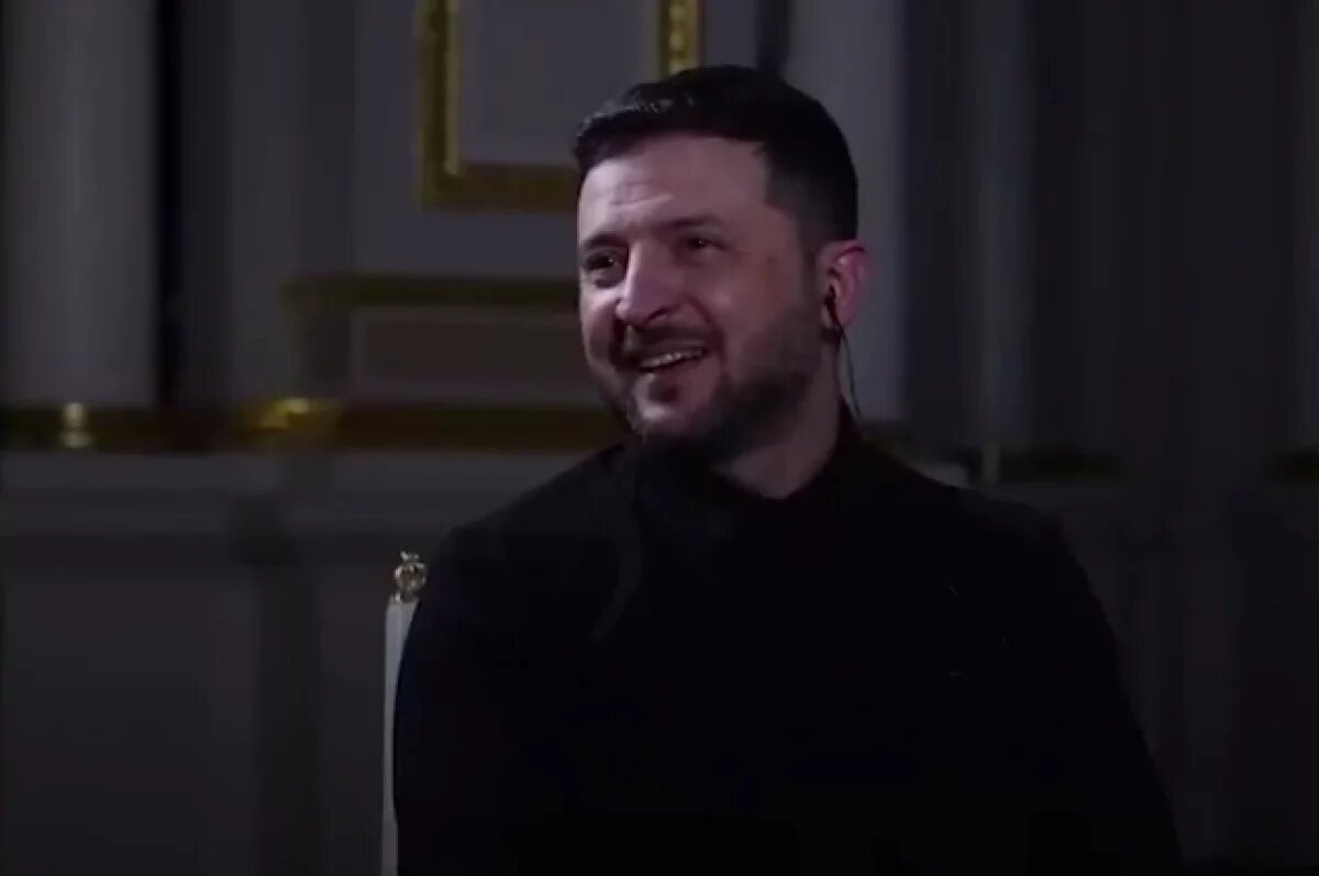    RMF FM: Зеленский прилетел в Польшу с саммита в Брюсселе