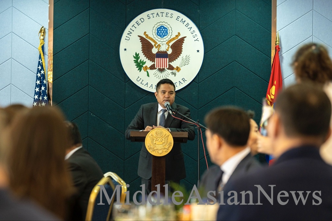 посол Ричард Буанган