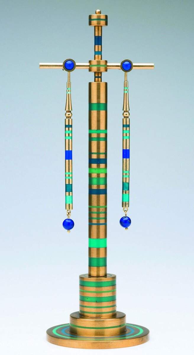 Серьги-подвески «Timeless» от Венди Рамшоу.