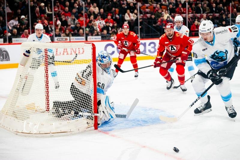    Фото пресс-службы ХК «Автомобилист»/Момент матча