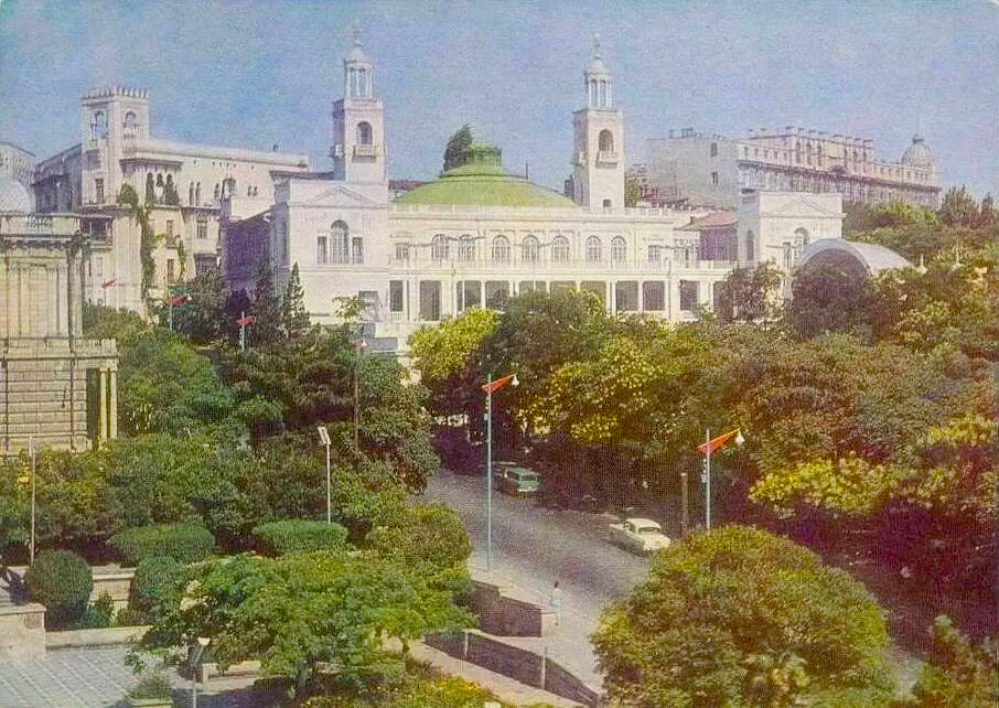 Филармония, 1972