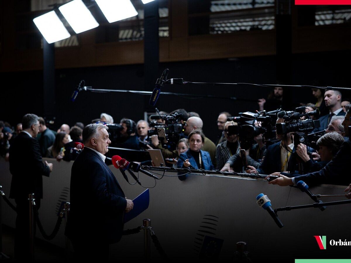    Премьер-министр Венгрии Виктор Орбан во время саммита ЕС в Брюсселе | © Фото : @PM_ViktorOrban/X