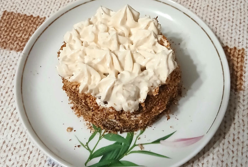 Мини-торт с творожным сыром в микроволновке