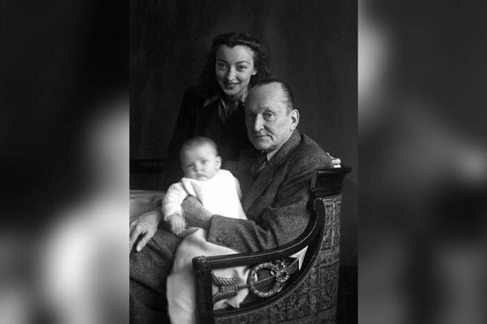 Родители Анастасии Вертинской — шансонье Александр Вертинский и актриса Лидия Циргвава. Фото © РИА «Новости» / Тихонов