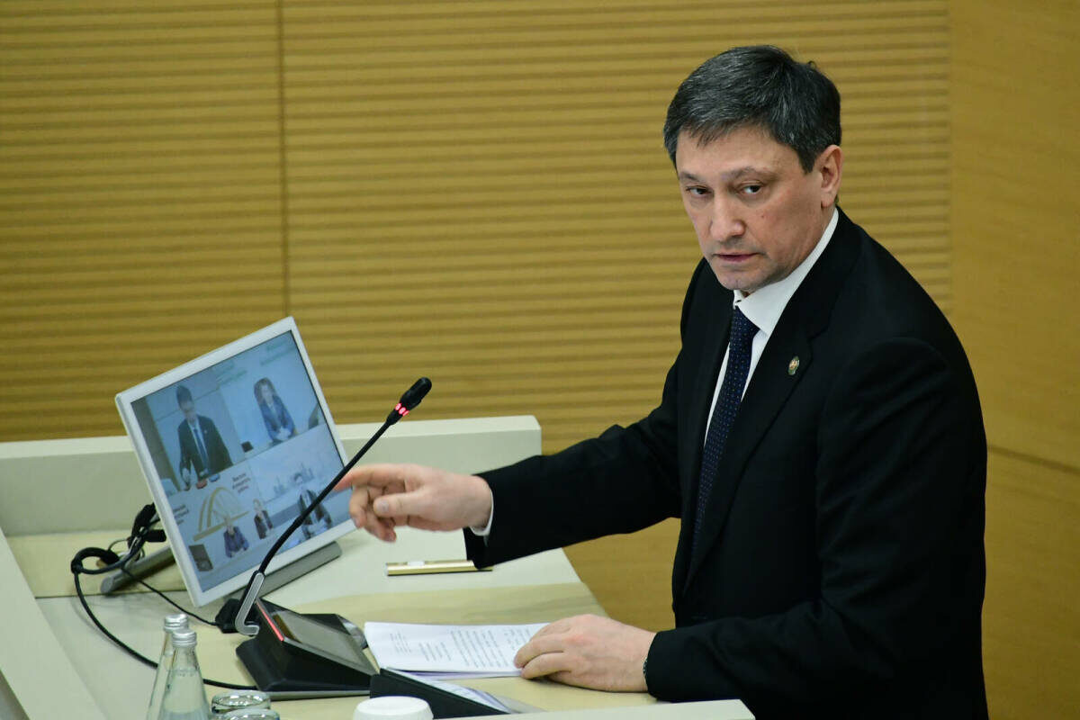 Марат Файзрахманов сообщил, что почти 80% доходной части формируют НДФЛ, налог на прибыль, акцизы и налог на имущество организацийФото: rais.tatarstan.ru