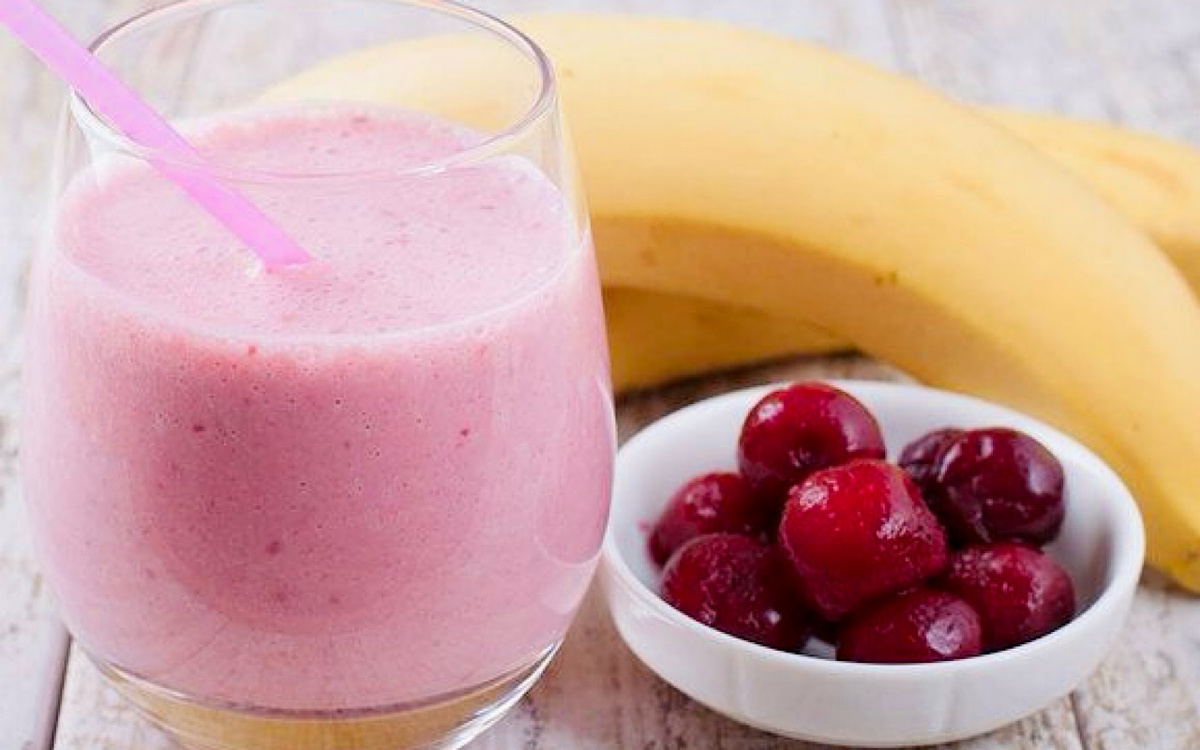 Фото: Бананово-вишневый смузи - Пошаговый рецепт... ru.pinterest.com