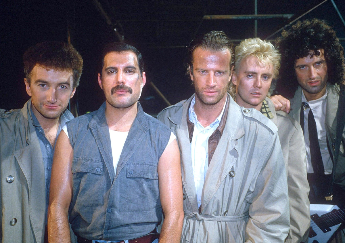 Группа Queen и Кристофер Ламберт на съемках клипа "Princes of the Universe"