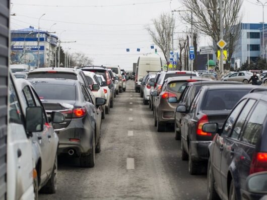    Пробки на дорогах Ростова-на-Дону //Фото nvgazeta.ru