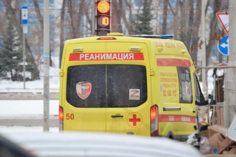    При первых симптомах заболевания необходимо немедленно вызвать врача. Даниил ОПАРИН