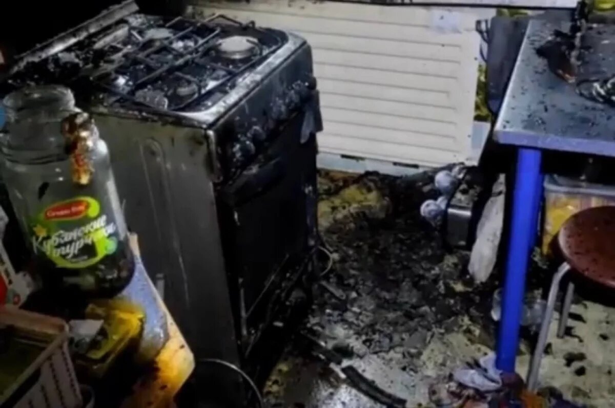    Пытаясь пожарить чипсы, подросток из Ижевска устроил пожар