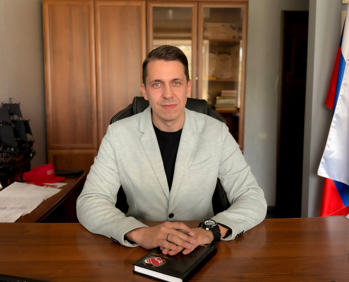 Дмитрий Сергеевич Конский — исполняющий обязанности главного врача городской больницы Орска 