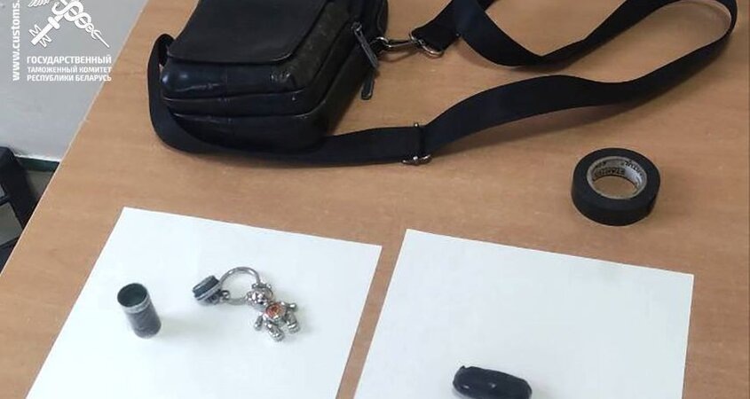    Кинологическая служба Брестской таможни пресекла две попытки ввоза марихуаны