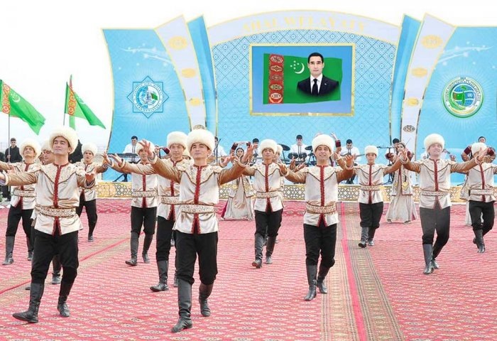 Церемония открытия предприятия пищевой промышленности Talh, 18 декабря, 2025 г., Ахалский велаят, Туркменистан