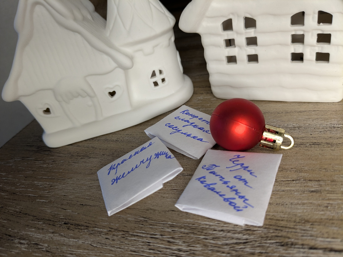 В это лето запасла на будущее только три помидорки