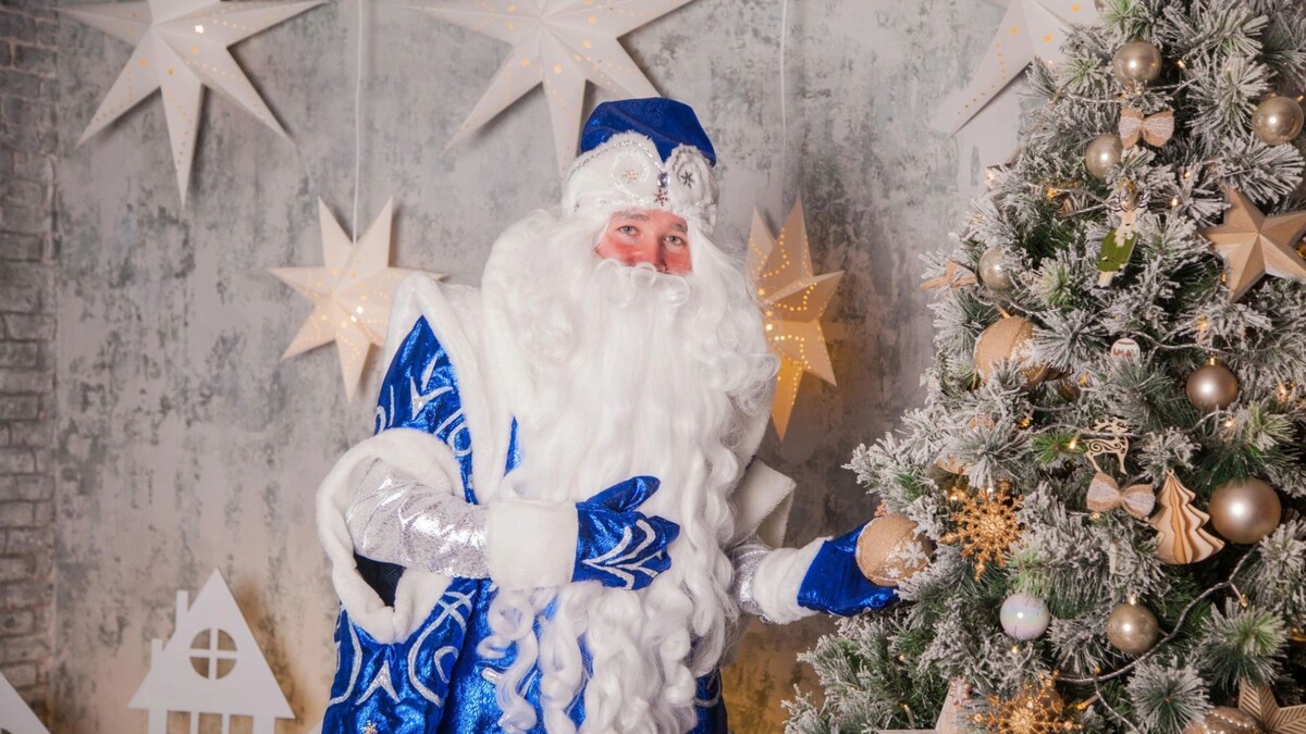    Дед Мороз загадки вам принес. Фото: Izida1991/Shutterstock/Fotodom