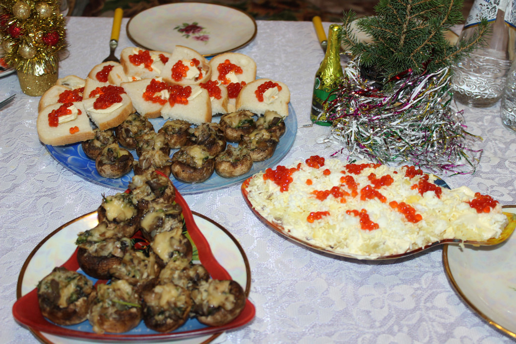 Фото автора, фаршированные шампиньоны в качестве закуски можно приготовить