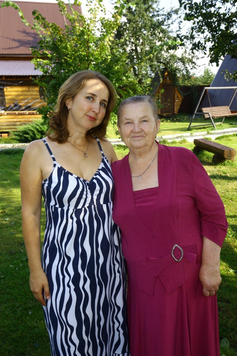 В день моего рождения, 18 августа 2025, как и 42 года назад, мама рядом.