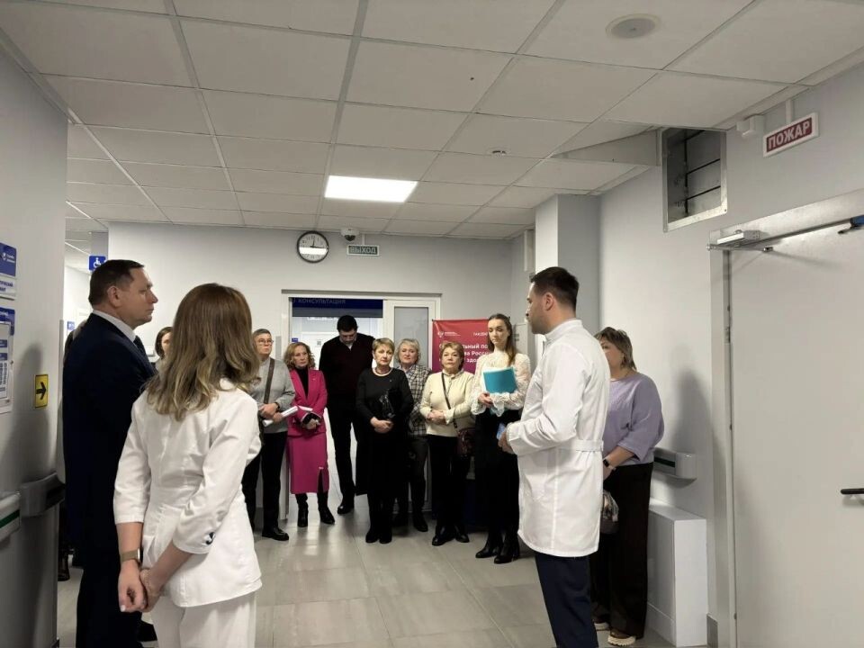    Экскурсия по поликлинике №14 для жителей барнаульских поселков. Источник: пресс-служба БГД