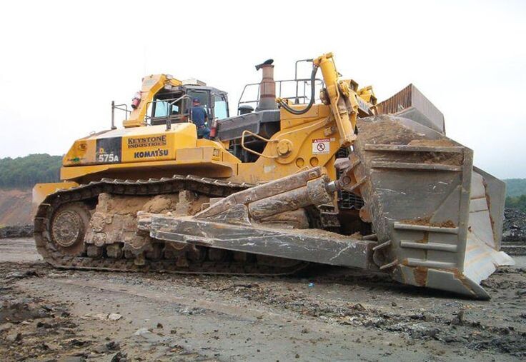 Komatsu D575A-3 SD