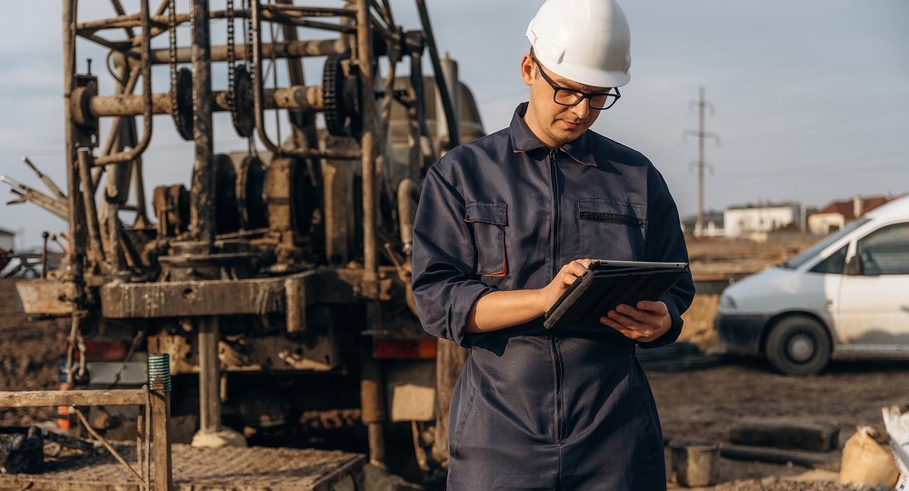 Один день из жизни бурильщика: от планёрки до сдачи смены